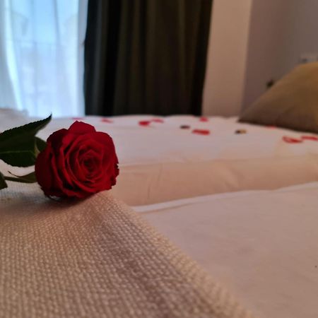Hotel Camino De Las Estrellas Serranillos المظهر الخارجي الصورة
